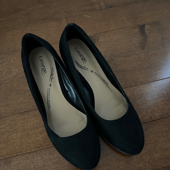 George - Platform Flat - Picture 6 of 6